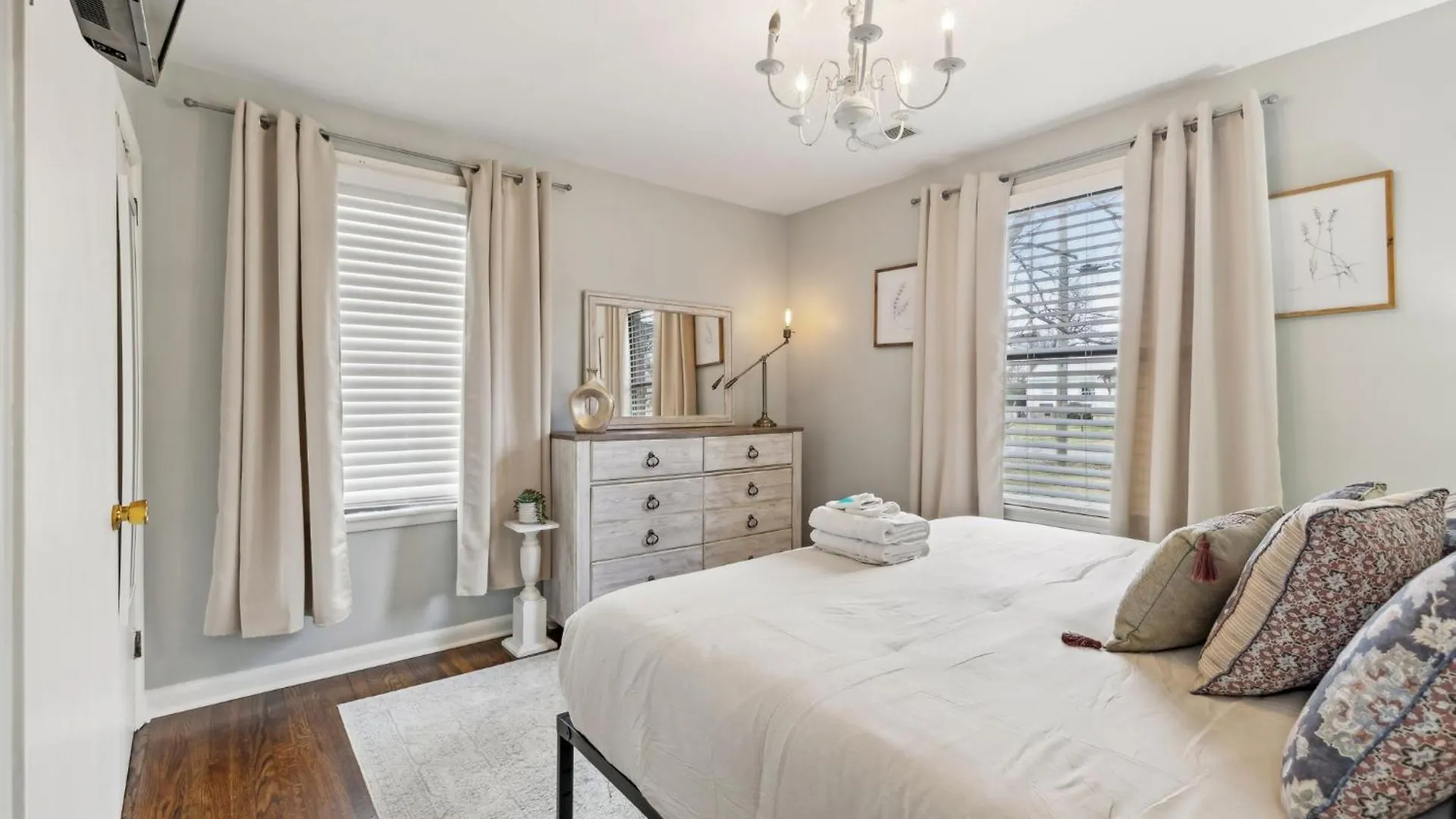 East Nashville Family Abode 30 Or More Days By Skyrun Nashville Holiday home