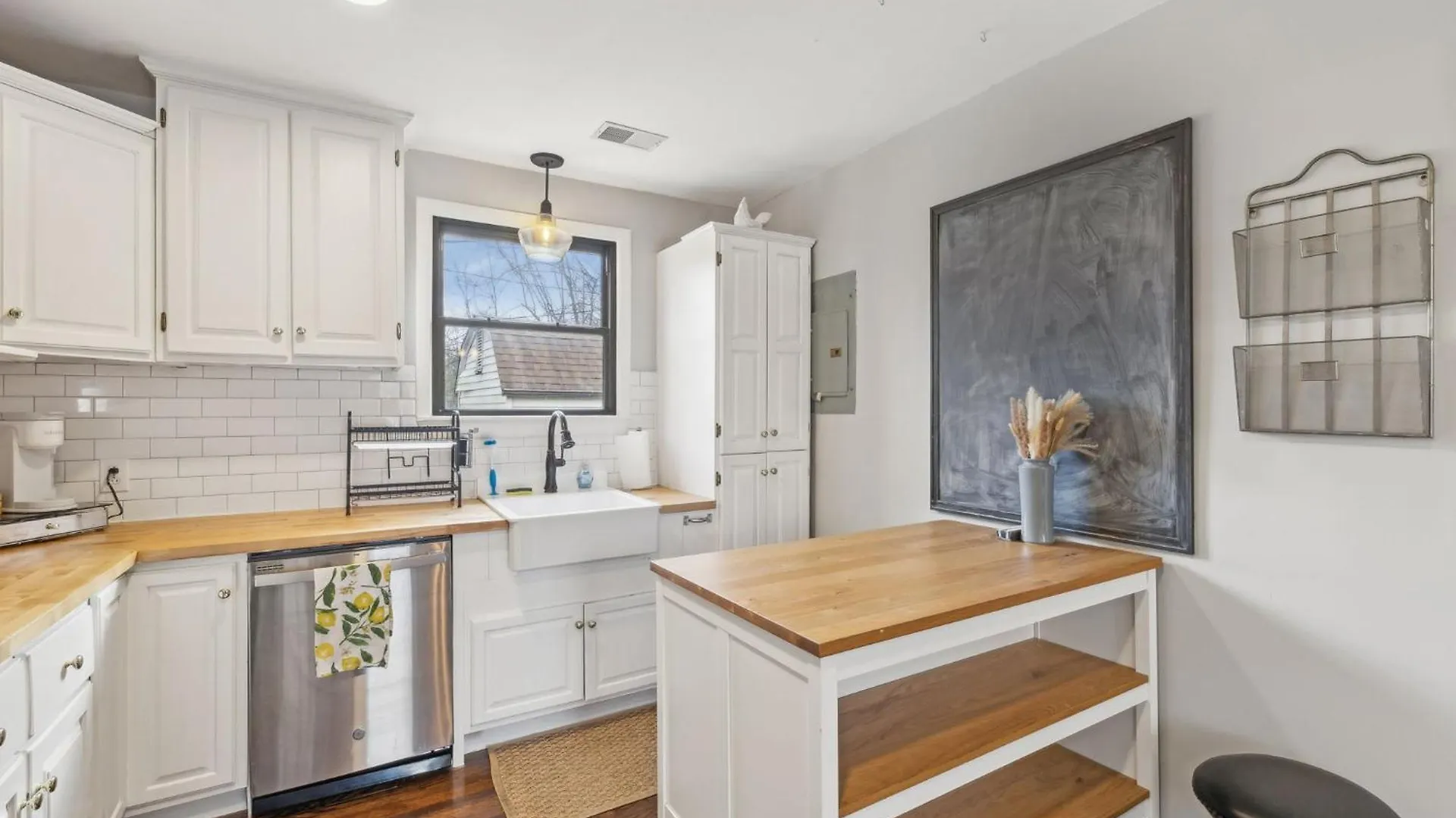 East Nashville Family Abode 30 Or More Days By Skyrun Nashville Holiday home